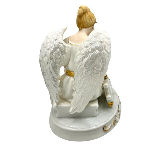 Vintage O'Well Porcelain Angel Figurine With Baby - Picture 2 of 11